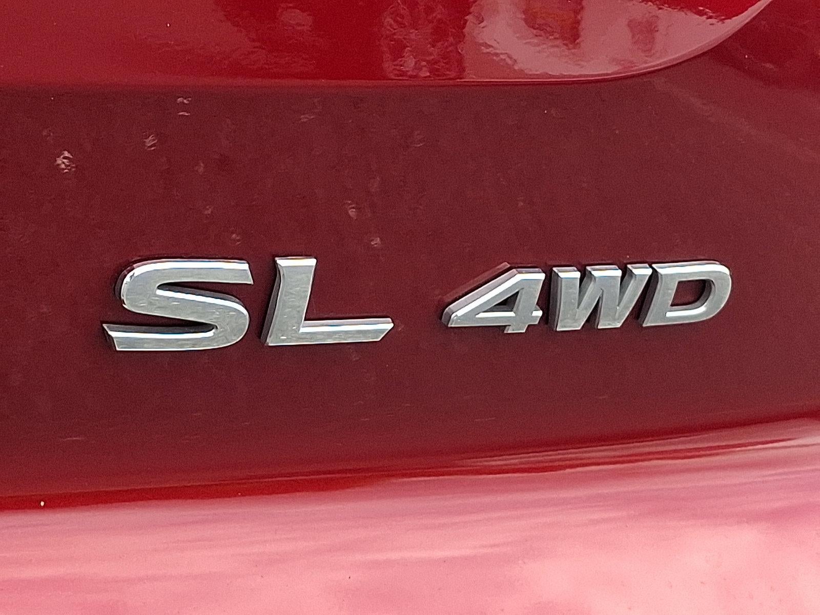 2024 Nissan Pathfinder SL