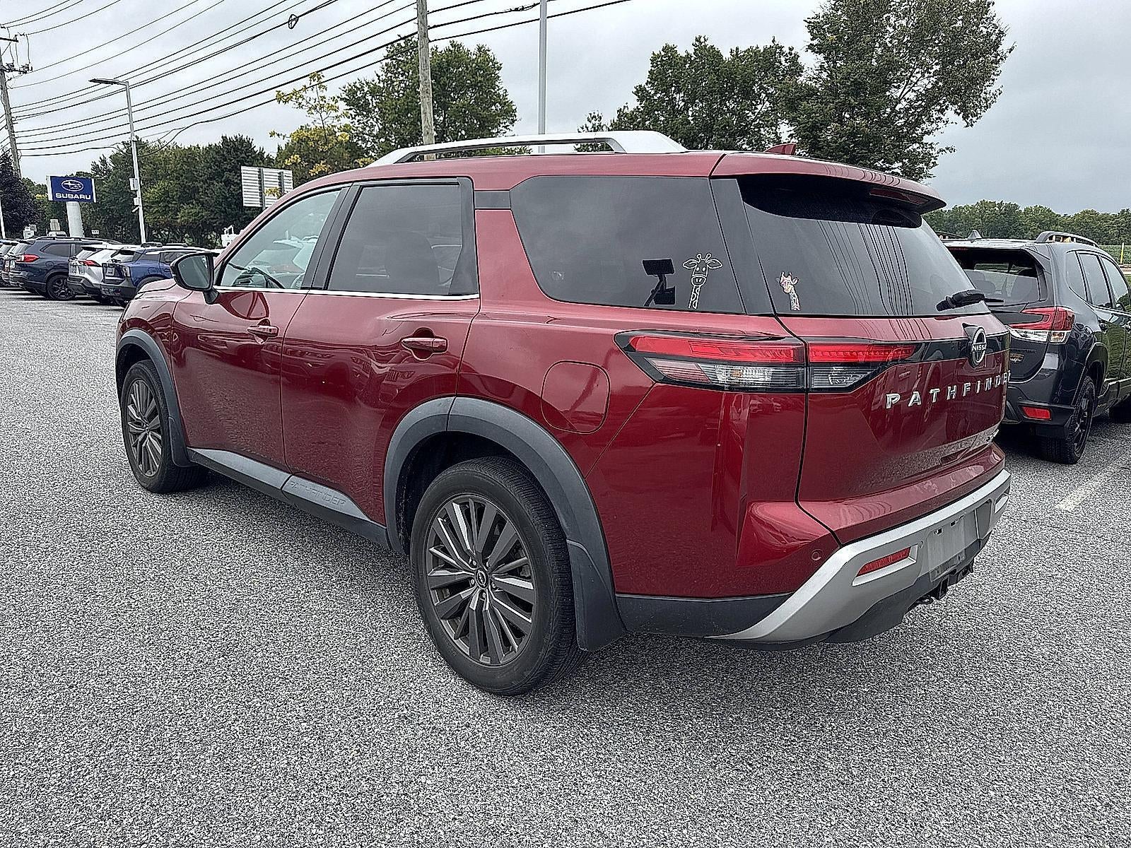 2024 Nissan Pathfinder SL 4WD