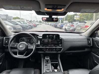 2024 Nissan Pathfinder SL 4WD