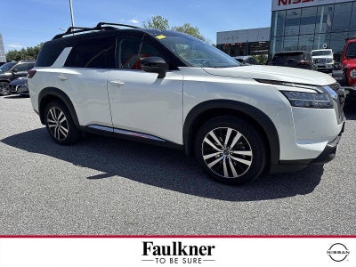 2023 Nissan Pathfinder Platinum