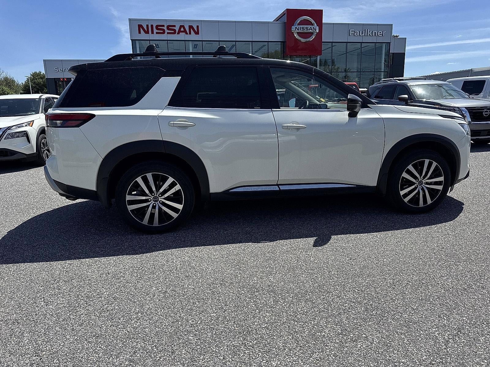 2023 Nissan Pathfinder Platinum