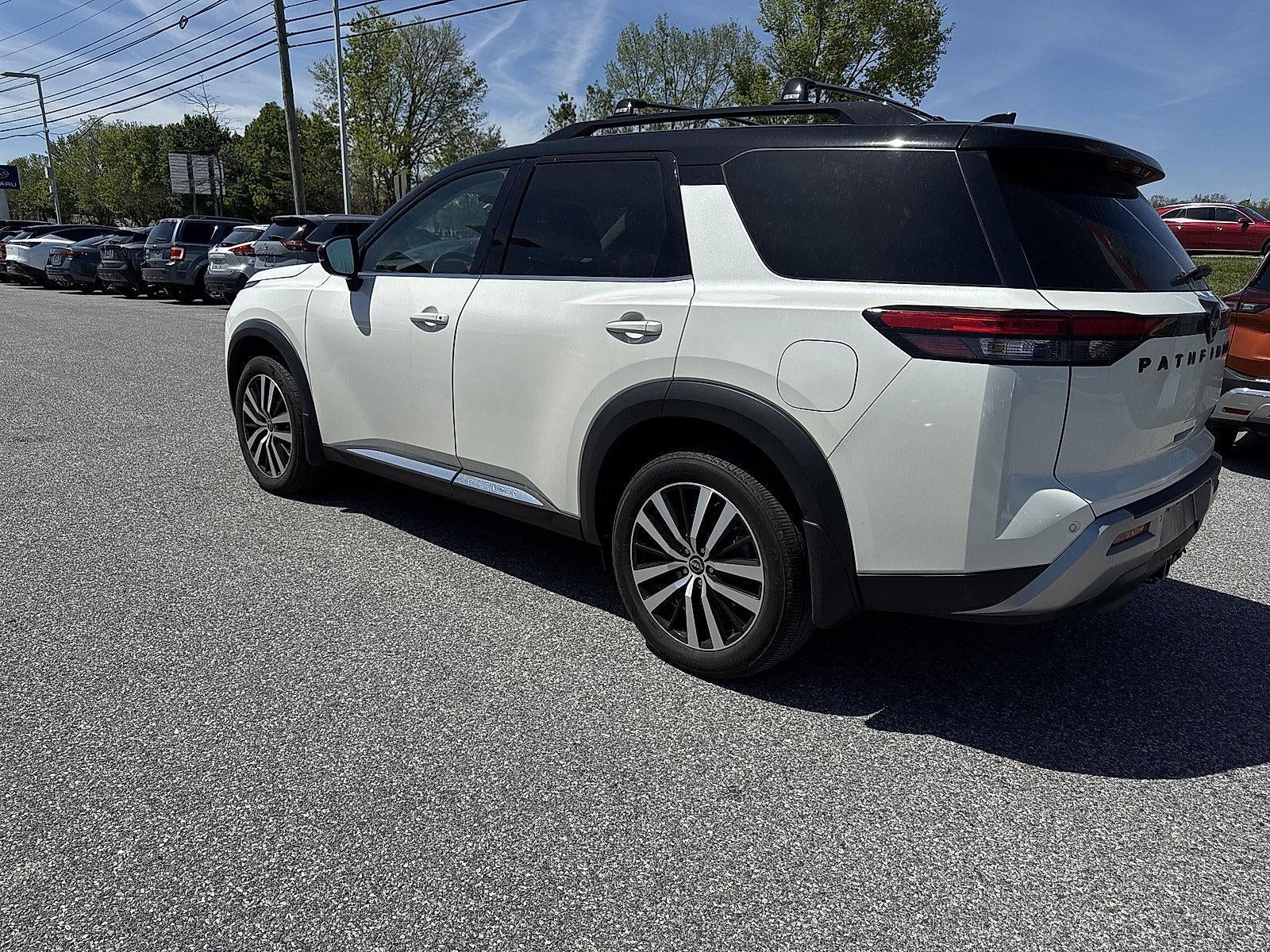 2023 Nissan Pathfinder Platinum