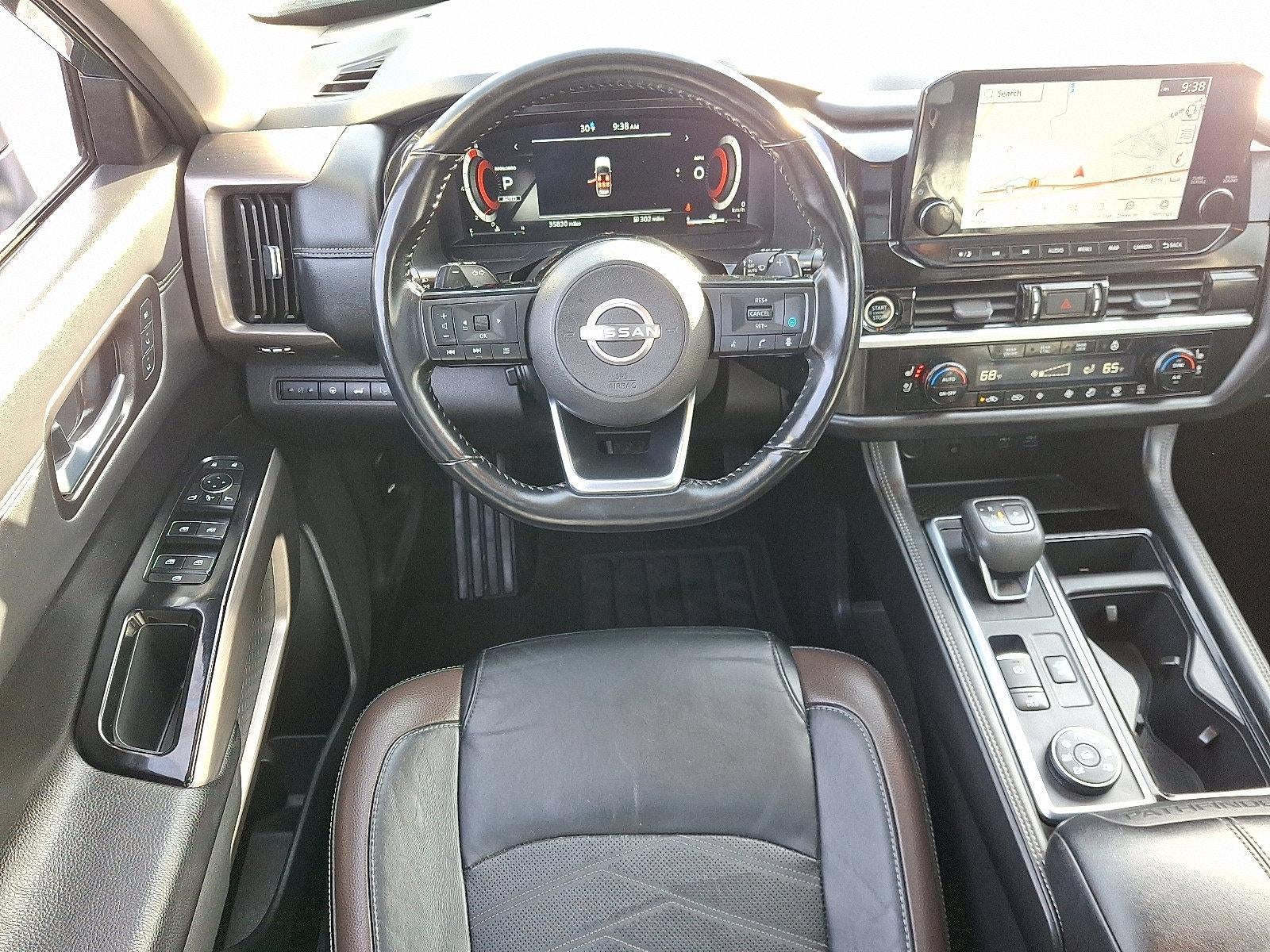 2023 Nissan Pathfinder Platinum