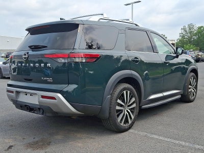2023 Nissan Pathfinder Platinum 4WD