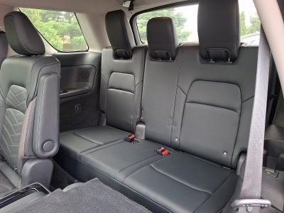 2023 Nissan Pathfinder Platinum 4WD