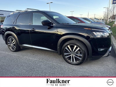 2024 Nissan Pathfinder Platinum 4WD