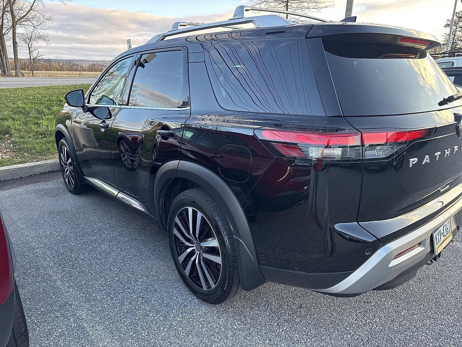 2024 Nissan Pathfinder Platinum 4WD