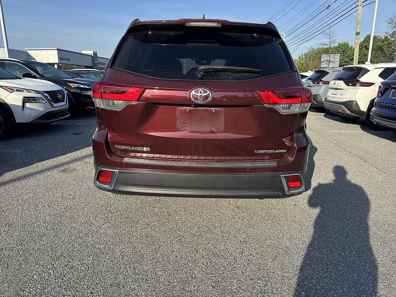 2019 Toyota Highlander Limited Platinum V6 AWD (Natl)