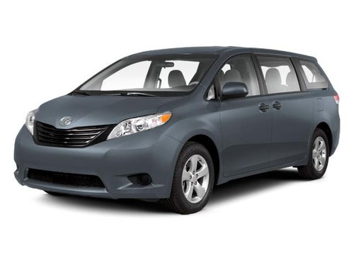 2013 Toyota Sienna 5dr 8-Pass Van V6 LE FWD (Natl)