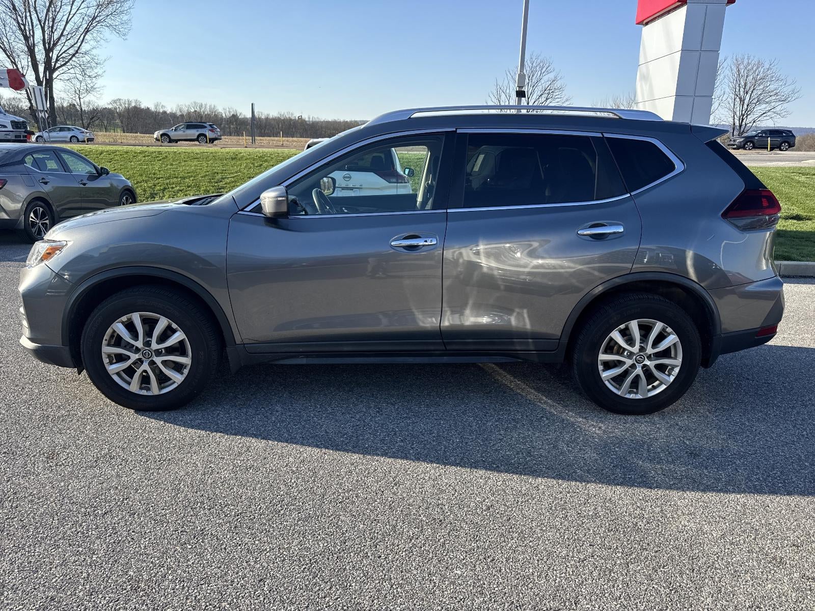 2018 Nissan Rogue AWD SV