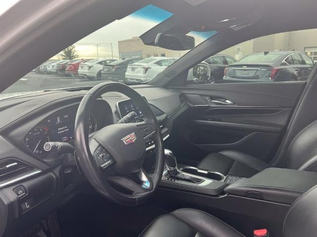 2023 Cadillac CT4 Luxury