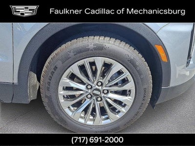 2025 Cadillac XT4 Premium Luxury