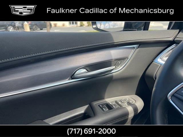 2025 Cadillac XT5 Luxury