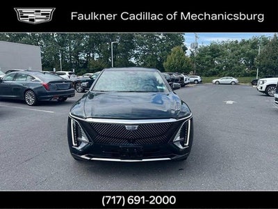 2024 Cadillac LYRIQ Luxury 2