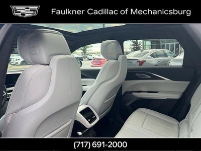 2024 Cadillac LYRIQ Luxury 2