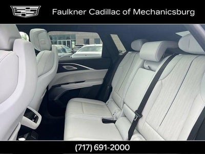 2024 Cadillac LYRIQ Luxury 2