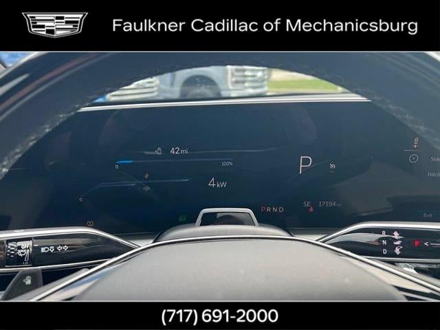2024 Cadillac LYRIQ Luxury 2