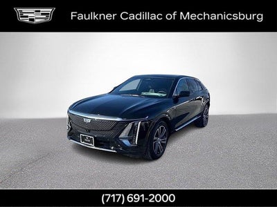 2024 Cadillac LYRIQ Luxury 2
