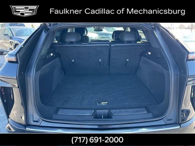 2024 Cadillac LYRIQ Luxury 2