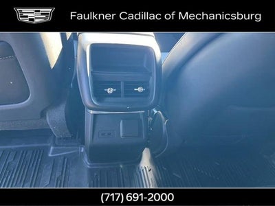 2024 Cadillac LYRIQ Luxury 2