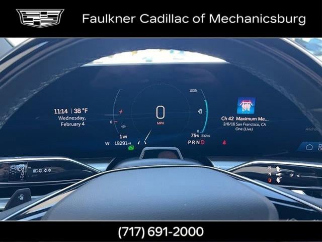 2024 Cadillac LYRIQ Luxury 2