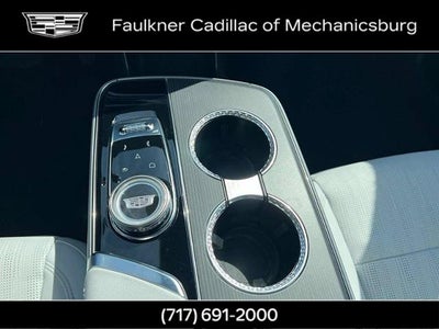 2024 Cadillac LYRIQ Luxury 2