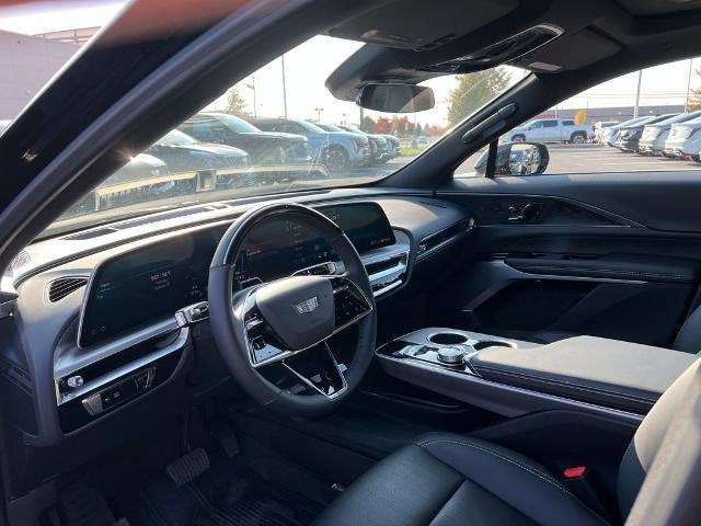 2024 Cadillac LYRIQ Sport 2