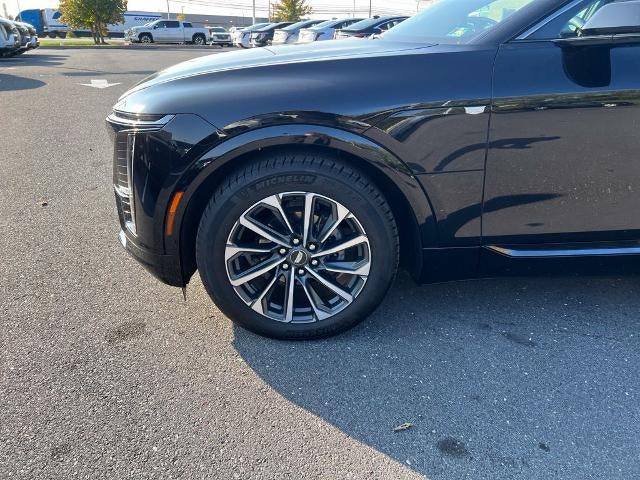 2024 Cadillac LYRIQ Sport 2