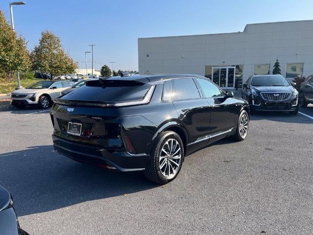 2024 Cadillac LYRIQ Sport 2