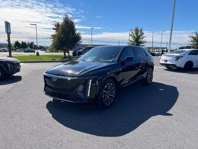 2024 Cadillac LYRIQ Sport 2