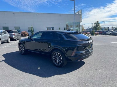 2024 Cadillac LYRIQ Sport 2