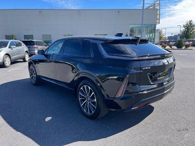 2024 Cadillac LYRIQ Sport 2