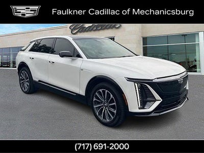 2024 Cadillac LYRIQ Sport 2