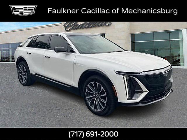 2024 Cadillac LYRIQ Sport 2