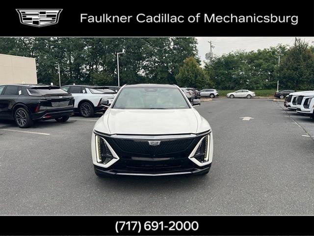 2024 Cadillac LYRIQ Sport 2