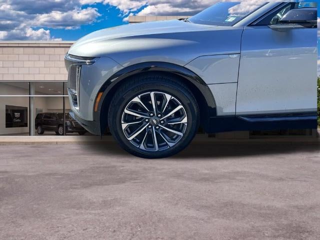 2024 Cadillac LYRIQ Sport 2
