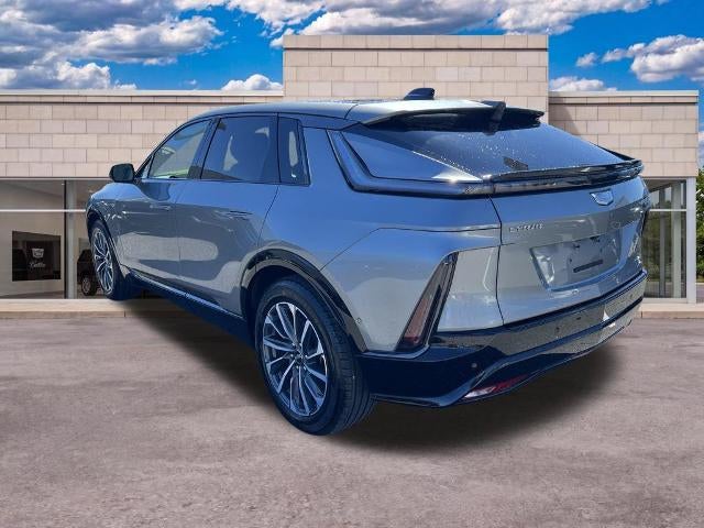 2024 Cadillac LYRIQ Sport 2