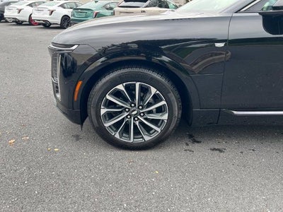 2024 Cadillac LYRIQ Sport 2