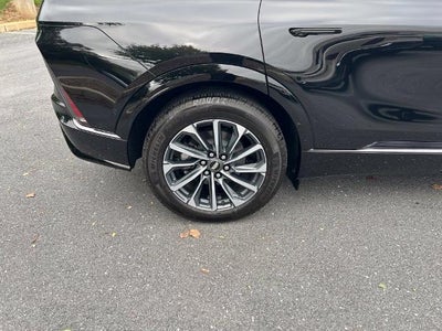 2024 Cadillac LYRIQ Sport 2