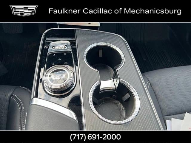 2024 Cadillac LYRIQ Sport 2