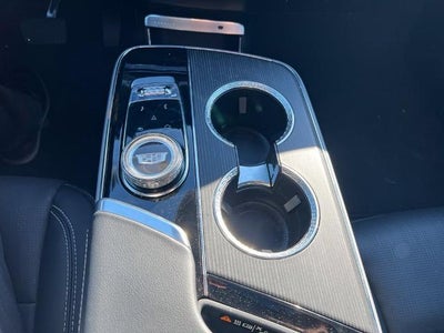 2024 Cadillac LYRIQ Sport 3