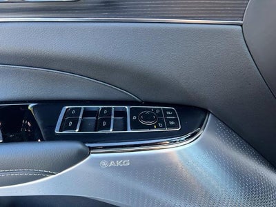 2024 Cadillac LYRIQ Sport 3