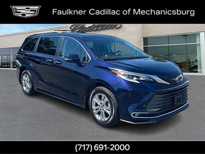 2023 Toyota Sienna Platinum