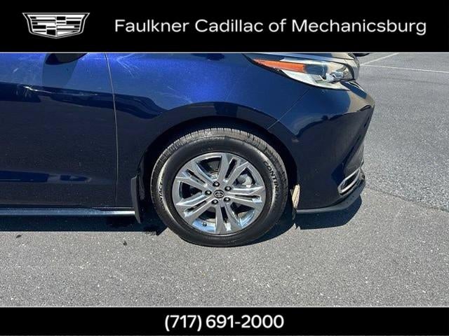 2023 Toyota Sienna Platinum